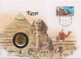 Pyramid, Egyptology, Camel, Special Cover With Coin, Egypt - Egiptología