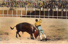 Corrida De Toros - La Estocada Moment Précis Dekl Muerte     (51830) - Tauri