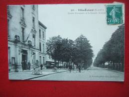 93 - VILLE - EVRARD - ENTREE PRINCIPALE ET LA GRANDE AVENUE - MAIRIE ?  ---VELOS.... - Neuilly Sur Marne