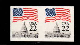 USA 1985 22c Flag Over Capital Issue #2115f  Imperf Pair - Varietà, Errori & Curiosità