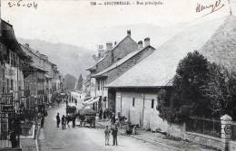 AIGUEBELLE - LA RUE PRINCIPALE - BELLE CARTE TRES ANIMEE AVEC ATTELAGES ET COMMERCES - TOP !!! - Aiguebelle