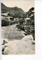 Taninges - Le Vieux Pont - Noir Et Blanc Dentelée - Taninges