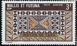 WALLIS Et FUTUNA 1975   Poste Aerienne PA 58 Neuf Sans  Charnière Motifs De Tapa. - Unused Stamps