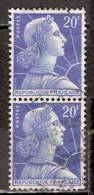 Timbre France Y&T N°1011Bx2 (3) Obl. Paire Verticale. Marianne De Muller.  20 F. Bleu. Cote 0,30 € - 1955-1961 Marianne De Muller