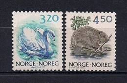 NORUEGA, YVERT 997/998**, TEMA  FAUNA, AVES, CISNES, CASTORES - Cygnes