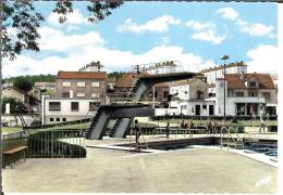 Delcampe - 57 - Moselle - CREUTZWALD - La Piscine - Dentelée - Format 10,5 X 14,9 - Pierron N° 6846 - Sarreguemines - Creutzwald