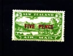 NEW ZEALAND - 1931  AIR MAIL  SURCHARGE  5 D. MINT - Nuevos