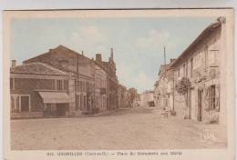 CPA DPT 82 GRISOLLES, PLACE DU MONUMENT AUX MORTS - Grisolles