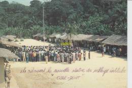 Village Massif Du Chaillu - Gabon