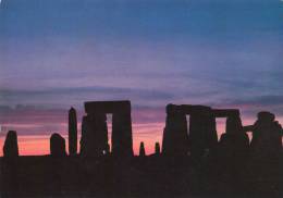 STONEHENGE   * - Stonehenge