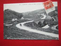 29 - CARHAIX - VALLEE DE L'HYER , LA ROUTE ..... - Carhaix-Plouguer