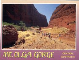 (701) Australia - NT - Mt Olga Gorge - Uluru & The Olgas