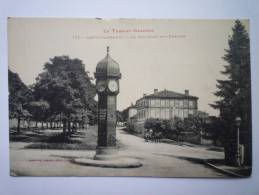 CASTELSARRASIN  (Tarn-et-Garonne)  :  Le Boulevard Et L'HORLOGE - Castelsarrasin