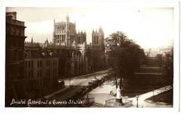 Bristol Cathedral & Queen's Statue - Sonstige & Ohne Zuordnung
