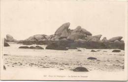 Plage De BRIGNOGAN - Le Rocher Du Crapaud - Brignogan-Plage