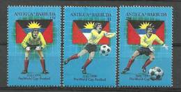 ILES D´ANTIGUA & BARBUDA . Coupe Du Monde Football Italia 1990.  3 T-p Neufs ** - 1990 – Italien