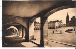 BAZAS 33 Gironde Les Arceaux Place De La République - Bazas