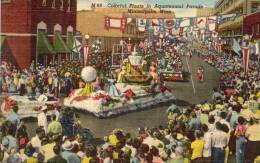 Colorful Floats In Aquatennial Parade Minneapolis MN Old Postcard - Minneapolis