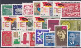 OOST-DUITSLAND (DDR) - SELECTIE 17 - MNH** - Sammlungen