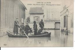 PARIS - XVIe -  Rue Félicien David - Crue De La Seine - Déménagement En Bateau - Arrondissement: 06