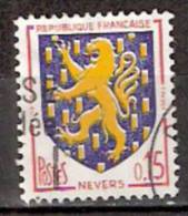 Timbre France Y&T N°1354 (03) Obl.  Armoirie De Nevers.  0.15 F. Rouge, Bleu Foncé Et Jaune. Cote 0,15 ¤ - 1941-66 Escudos Y Blasones