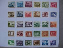 Timbres Hongrie : Lot Métiers Et Architécture - Collezioni