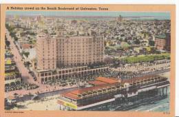 C1920 A HOLIDAY CROWD ON THE BEACH BOULEVARD AT GALVESTON - Galveston