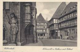 Halberstadt  Holzmarkt U. Rathaus Mit Roland  A-1064 - Halberstadt