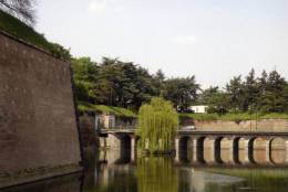 LE QUESNOY   -    Le Pont De La Porte Fauroeulx Dans Le Cadre Magnifique Des Remparts De Vauban... - Le Quesnoy