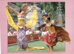 (550) Indonesia - Dancers - Dance