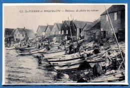 SAINT PIERRE Et MIQUELON -- Bateaux De Pêche Au Retour - Saint-Pierre En Miquelon