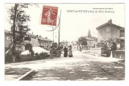 CPA -01 - Ain - Pont De Veyle ( Pont De Vaux ? ) - Le Petit  Faubourg - Animation , Pont , Rails , Maisons ... - Pont-de-Vaux