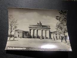 Porte De Brandebourg Berlin Allemagne Deutschland  Printed In Germany Postkarte CPM Card - Porta Di Brandeburgo