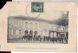 CASTELJALOUX: Un Coin De La Place Gambetta - Casteljaloux
