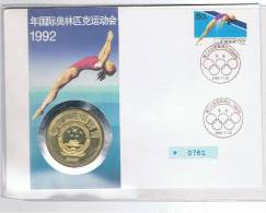 SOBRE -   CHINA Moneda 10 Yuan PLATA 1990 + Sello 50 Fen 1992 - Other & Unclassified