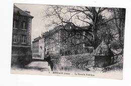 RENAGE 38 La Grande Fabrique. Une Cabane Ou Une Hutte En Toit De Paille Borde Le Petit Canal - Renage