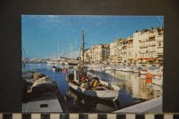 CP, 06, Cannes Le Quai Saint Pierre Editions Elbe Bateaux De Peche - Cannes