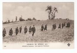 CPA - Infanterie Française - Une Ligne De Tirailleurs - Weltkrieg 1914-18