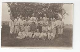 Carte Photo : Groupe De Militaires ( Lieu à Déterminer ) - War 1914-18