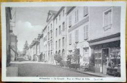 Cpa ALLANCHE 15 La Grande - Rue Et Hôtel De Ville - Allanche
