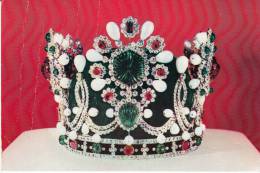 Empress Farah´s Crown - From The Collection Of The Crown Jewels At The Bank Markazi, Tehran - Irán