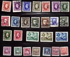 LOT ANCIEN SLOVAQUIE / Slowakei / SLOVENSKO / EARLY YEARS RARE LOT / MINT MOST NEVER HINGED AND CANCELED . - Collezioni & Lotti