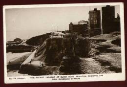 Cpa Angleterre Sussex Brighton The Recent Landship At Black Rock Showing The New Bungalow Station      PONT29 - Brighton