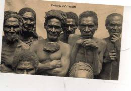 S1    -    447       -     PAPOUASIE   -       (  Nouvelle  Guinée  )    -     Vieillards    D ' OUROUN    . - Papouasie-Nouvelle-Guinée