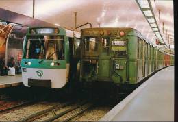 75 ---  Paris -- Le Metro Rame Sprague - Thomson & Rame MF 77 A La Station Reuilly Diderot  1993 - Metropolitana