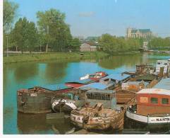 Nantes ( 44 ) Les Péniches Du Canal St Félix - Hausboote