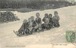 Fev13 1052 : Enfants Suisses -  Luge  -  Sport D´hiver - Port