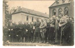 Postkaart / Carte Postale "Tintigny - Manifestation Patriotique 18 Et 19 Juillet 1920 - Le Roi Entouré Des Autorités" - Tintigny