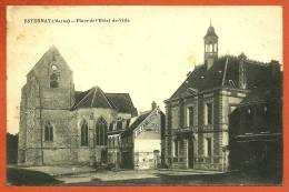 CPA 51 ESTERNAY Marne - Place De L' Hôtel-de-Ville (magasin LE FAMILISTERE Du Nord-Est) ° Ed. Collet - Esternay