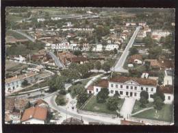 47 Casteljaloux L'école Maternelle & Les Villas Vue Aérienne édit. Combier N° 428-78 A - Casteljaloux